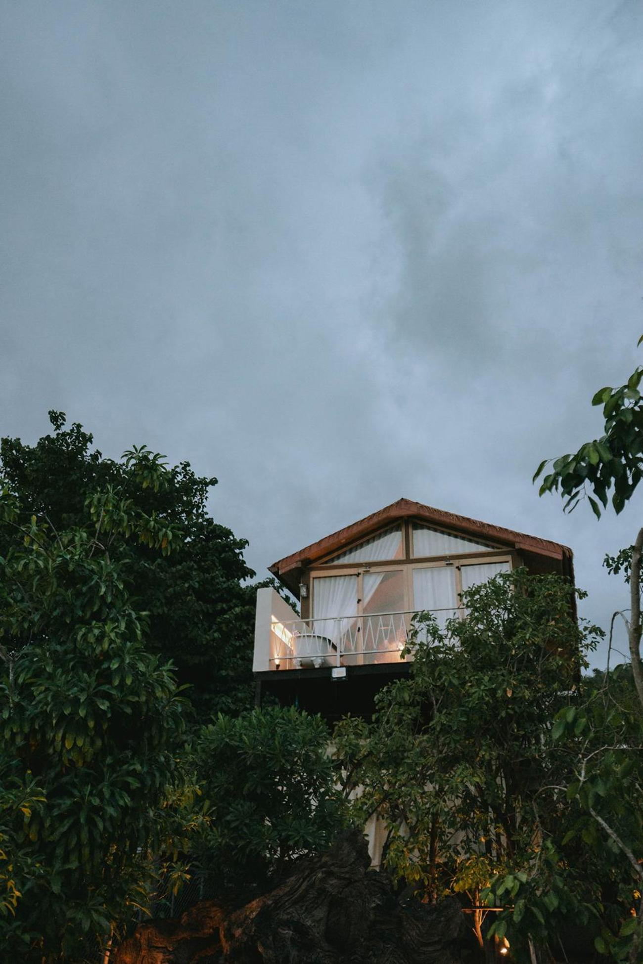 Le La Lake Resort And Spa Kaeng Kachan Buitenkant foto
